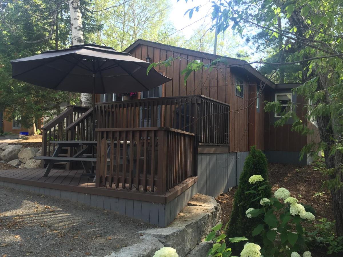 Somerset Lakeside Resort Банкрофт Екстериор снимка