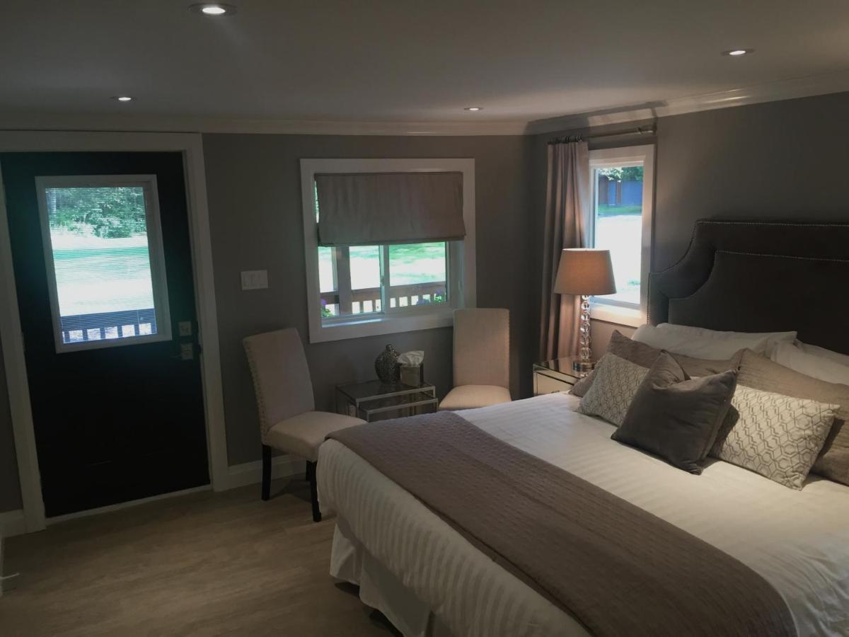 Somerset Lakeside Resort Банкрофт Екстериор снимка